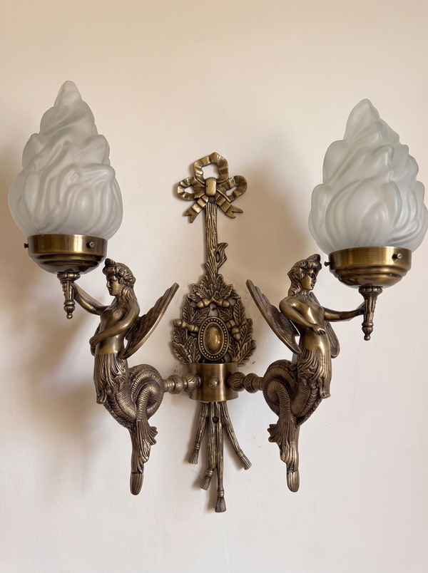 Apsara Double Wall Light