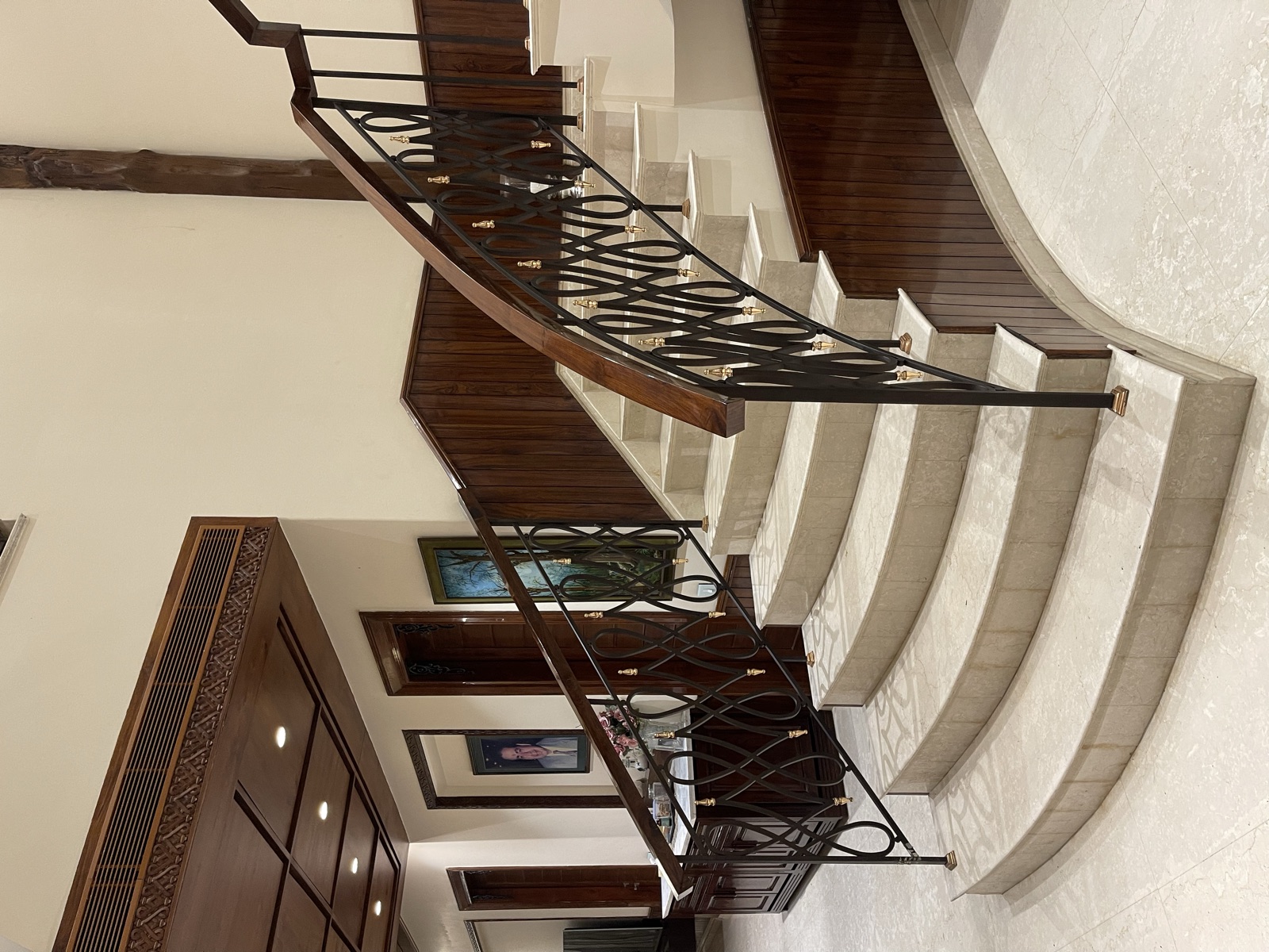 Brass Finial Grand Stair