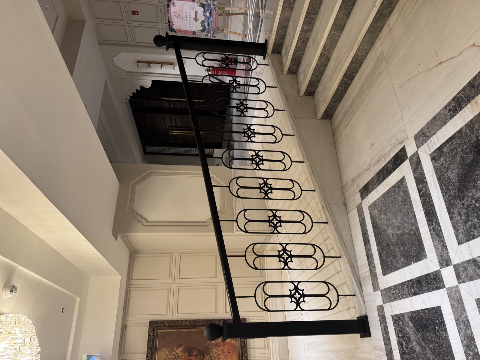 Star Medallion Rail